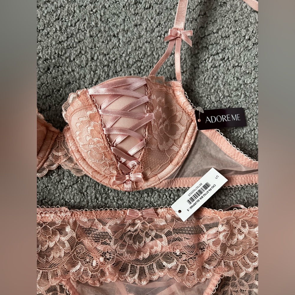 Flirty Adore Me matching set lingerie lace and tiny bows